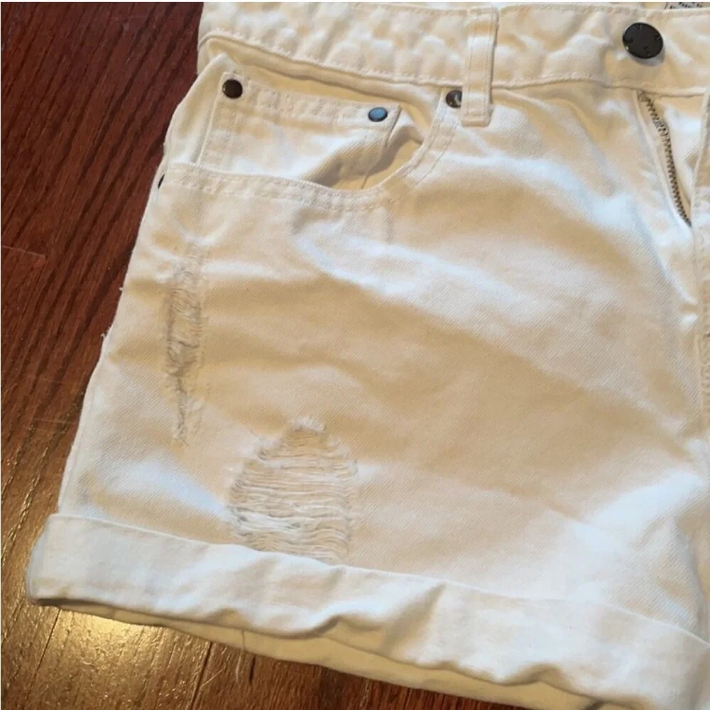 EVN1 Distressed White Shorts